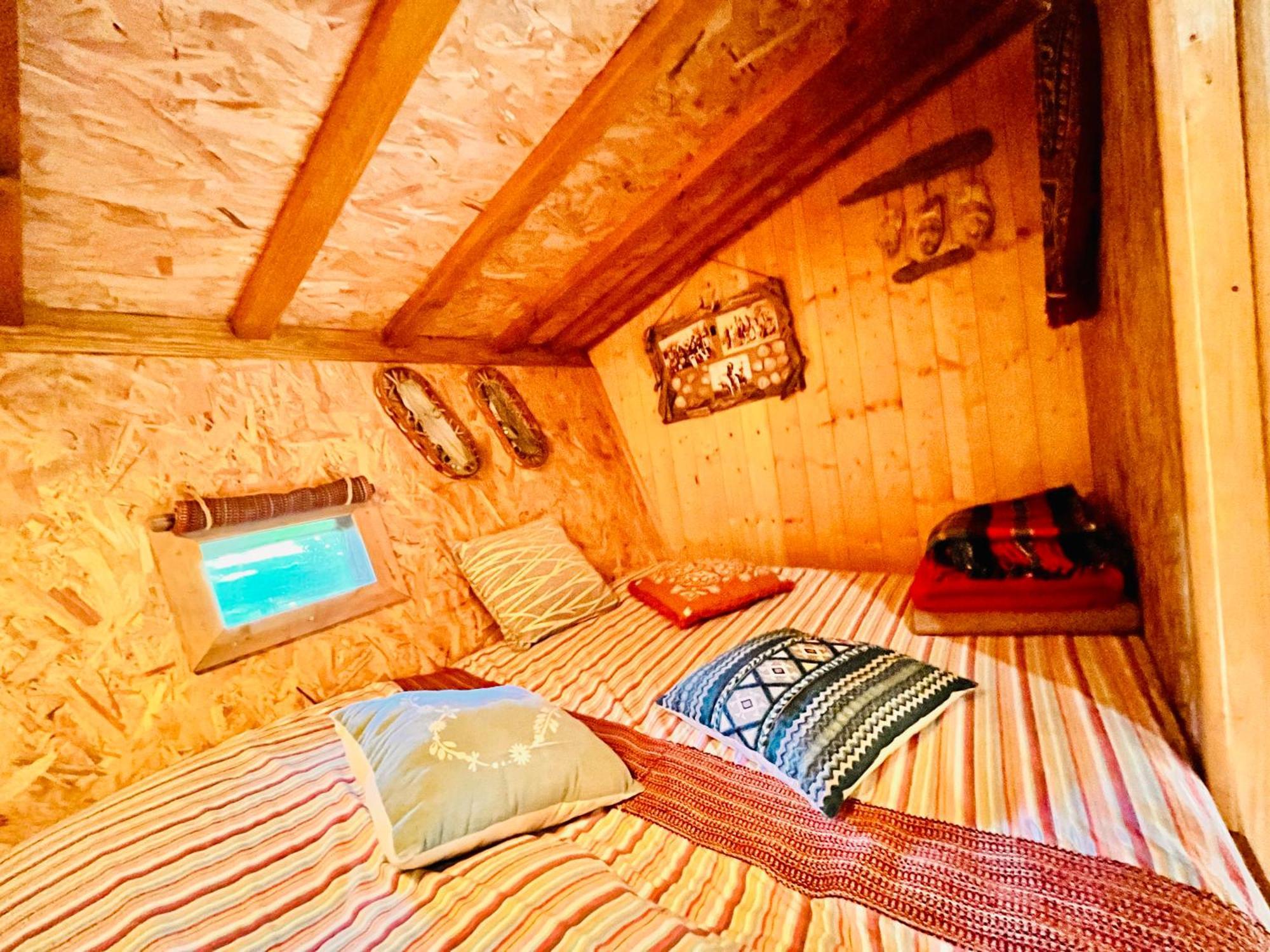 La Cabane Perchee Du Trappeur Ecrainville Екстер'єр фото